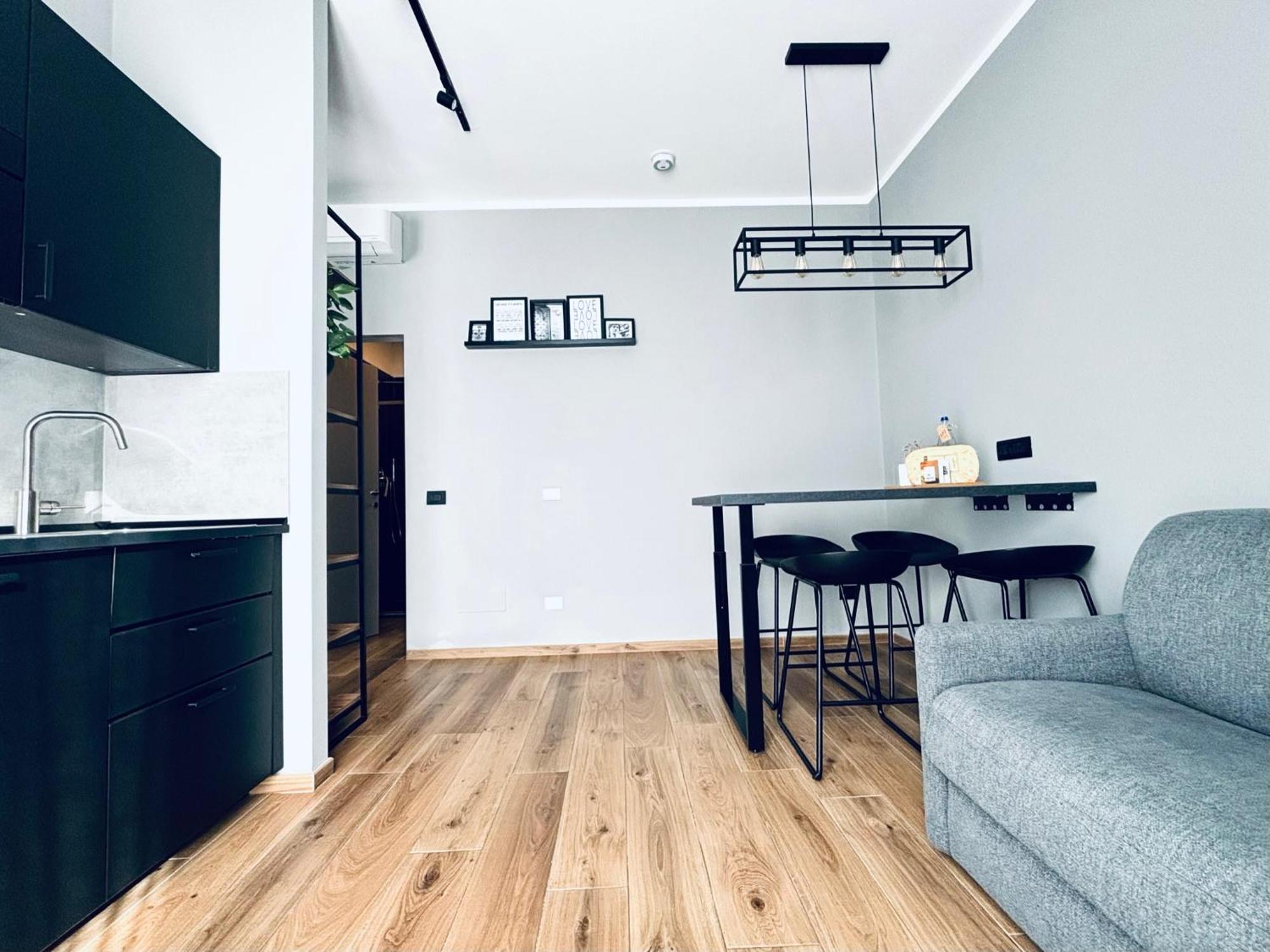 M4 Black Monolocale Moderno E Funzionale Scandicci Exterior foto